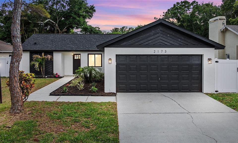 1st image of 2173 Cypress Point Dr N