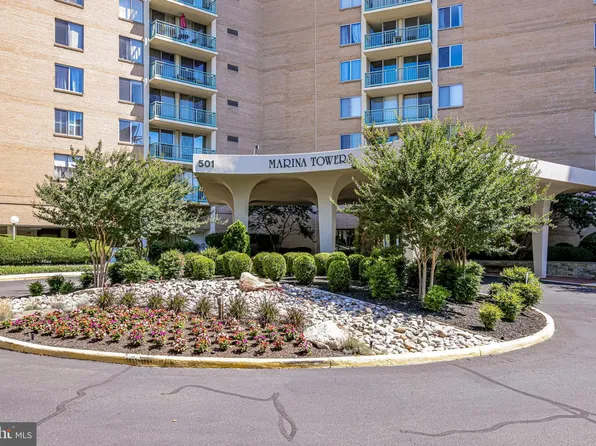 501 Slaters Ln APT 518, Alexandria, VA 22314