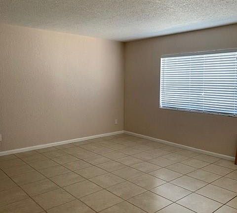 4th image of 4603 Bayshore Dr APT F2