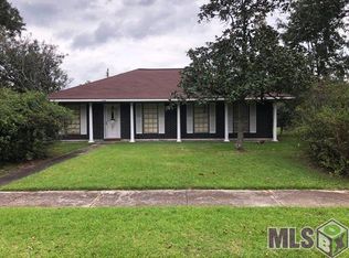 1114 E Rome St, Gonzales, LA 70737