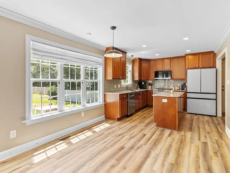 5802 Rainsford Dr — Photo 19