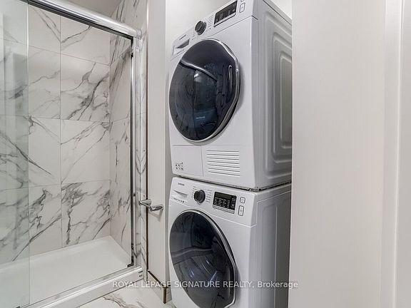 5th image of 60 Frederick St #3901