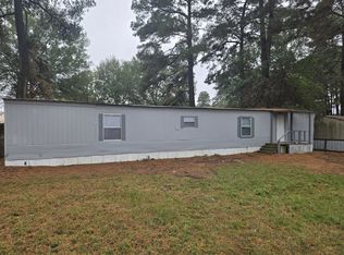 20 Emmanuel Ln, Longview, TX 75602