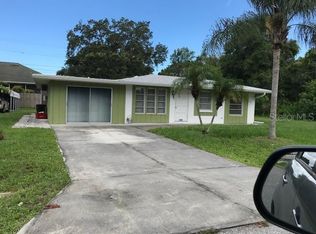 2588 Yucca Rd, Venice, FL 34293
