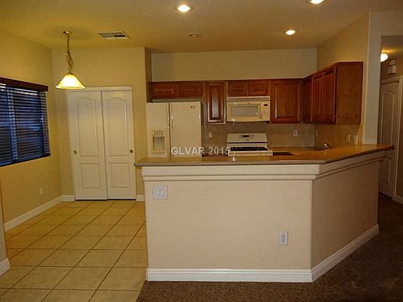 4th image of 1090 Elation Ln Unit 2