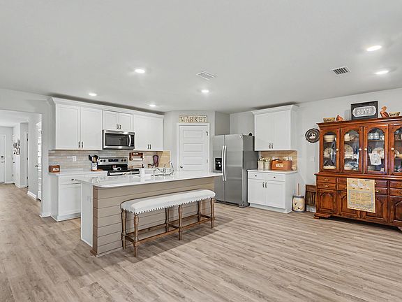 3rd image of 3147 Rachel Pl
