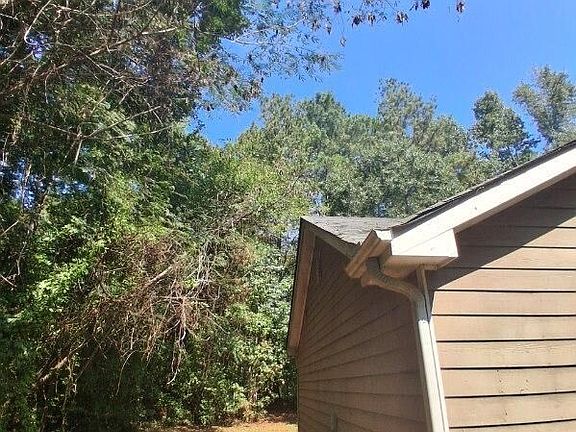 3rd image of 10125 Flat Shoals Rd SW