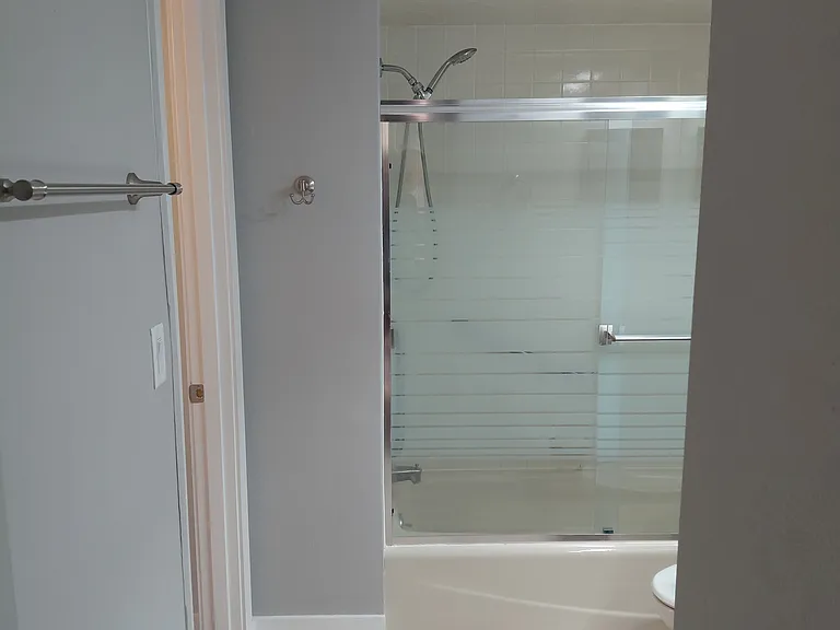 4725 Cove Cir #108 — Photo 33