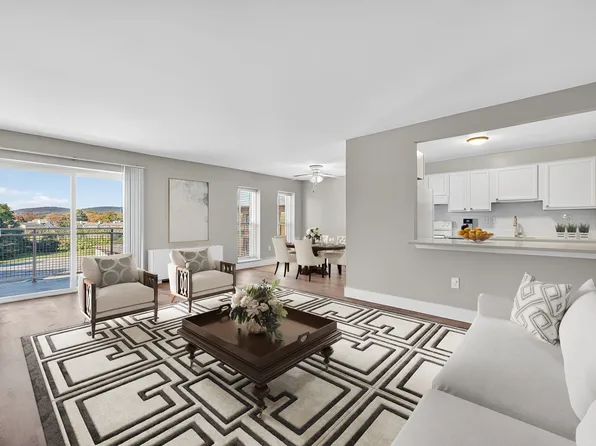 Brooklawn Apartments, 1001 Carroll Pkwy, Frederick, MD 21701