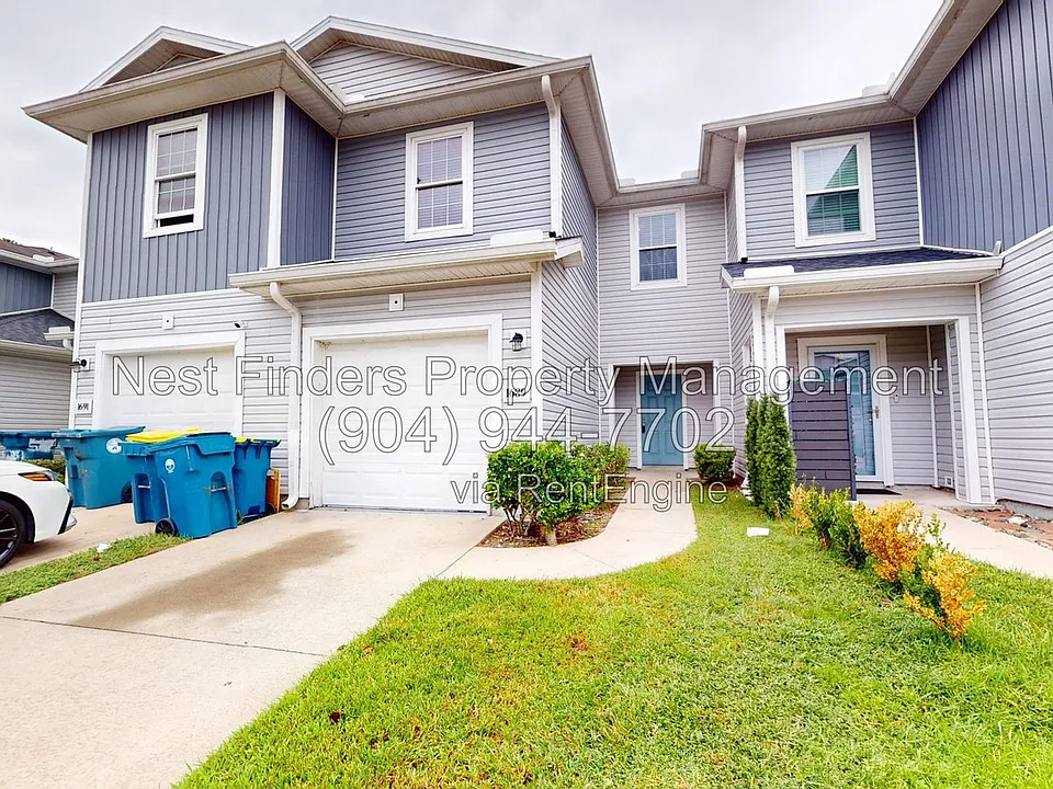 1689 Biscayne Bay Cir
