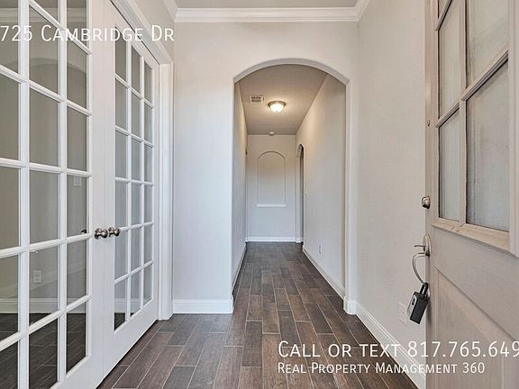 3rd image of 6725 Cambridge Dr
