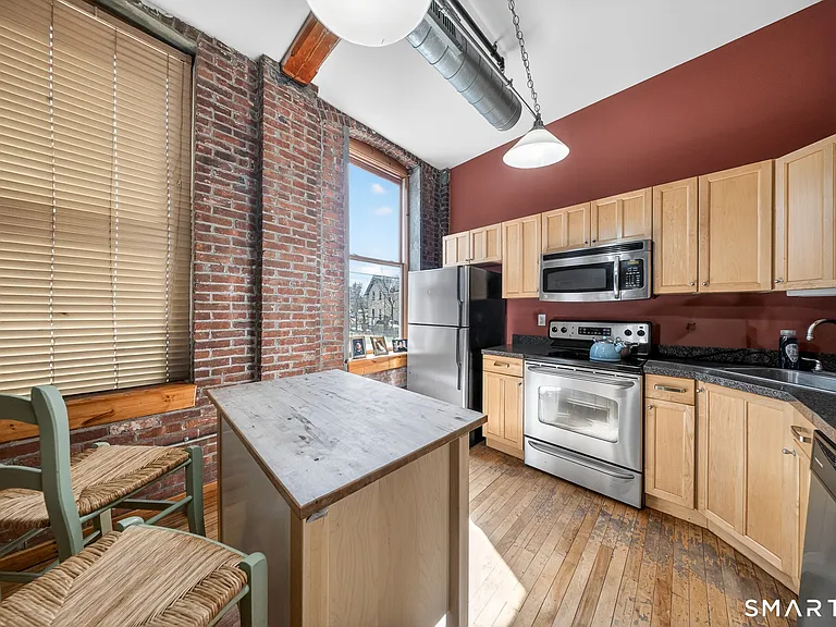 325 Lafayette St #1103 — Photo 8