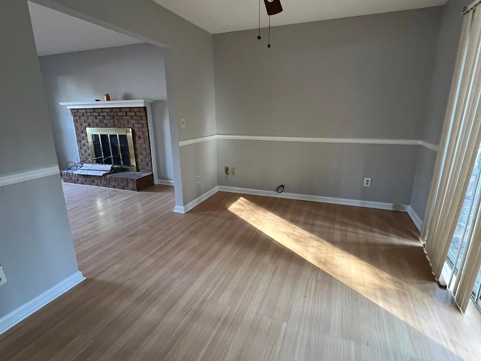 4 bed, 2.5 bath, 2300 sqft, $1,985 — Photo 3