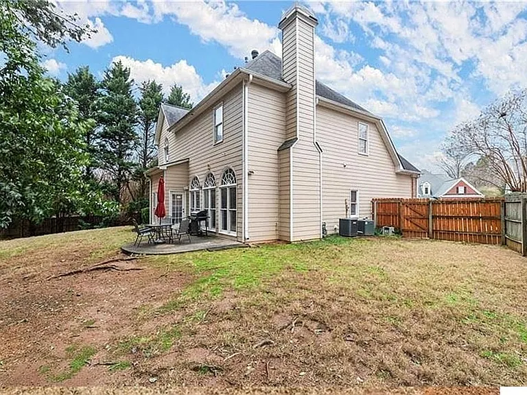 2208 Snug Hbr NE — Photo 4