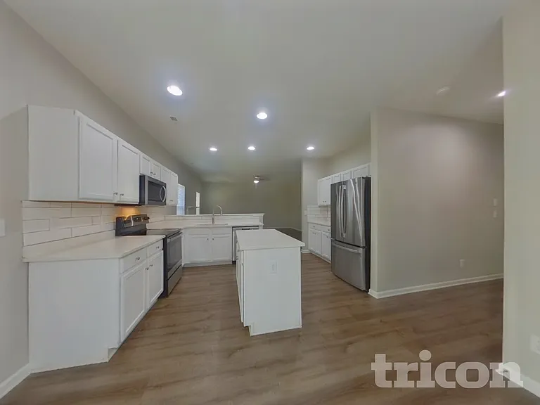 11035 Elven Dr — Photo 8