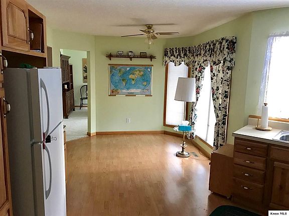 4th image of 2471 Apple Valley Dr