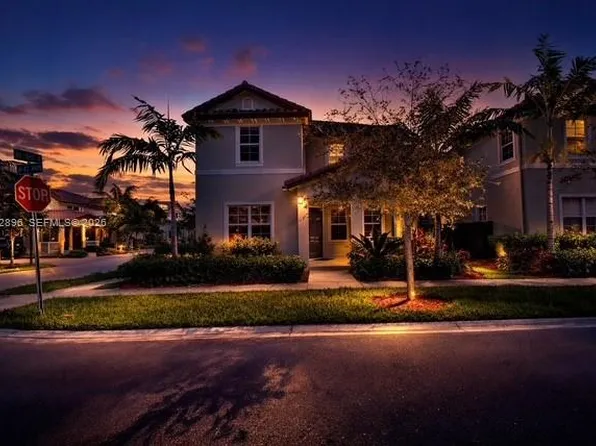 24301 SW 117th Path, Homestead, FL 33032