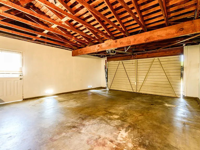 9042 El Oro Plaza Dr — Photo 34