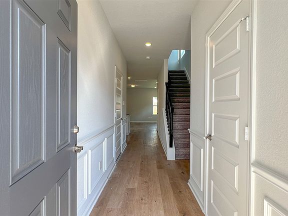 The Brambling- Entry Foyer