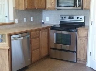 629 SW 39th St, Moore, OK 73160