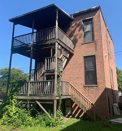 2nd image of 118 2nd St APT 1