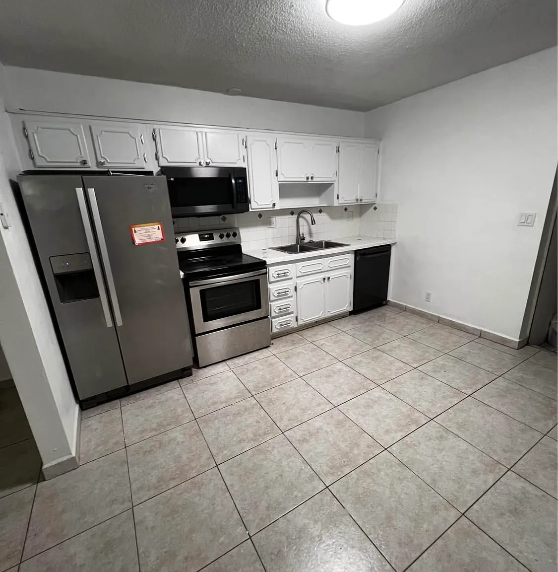 NW 110th Ln, Coral Springs — Photo 4