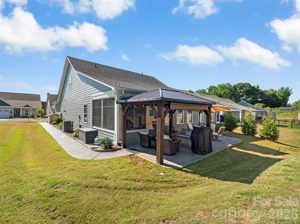 2070 Bonds Ln, Fort Mill, SC 29715