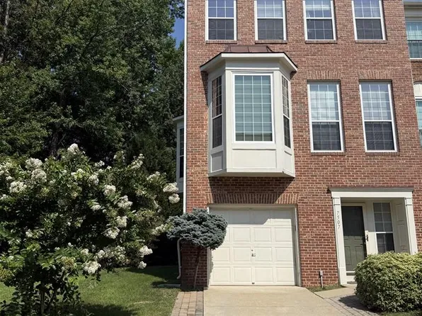 7507 Lamoyne Ct, Alexandria, VA 22315
