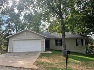 19 Goldsby Dr, Bella Vista, AR 72714