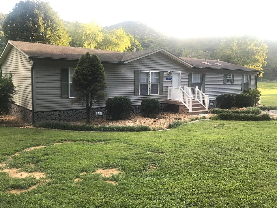 Beautifully landscaped yard. Lawn Care is included.