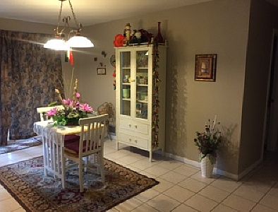 5th image of 6412 Cambridge Dr