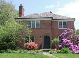 3555 Sutherland Rd, Shaker Heights, OH 44122