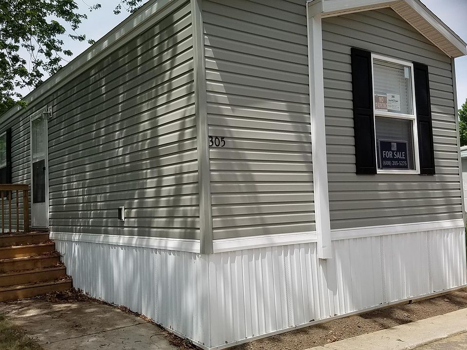 2nd image of 305 Oriole Ln