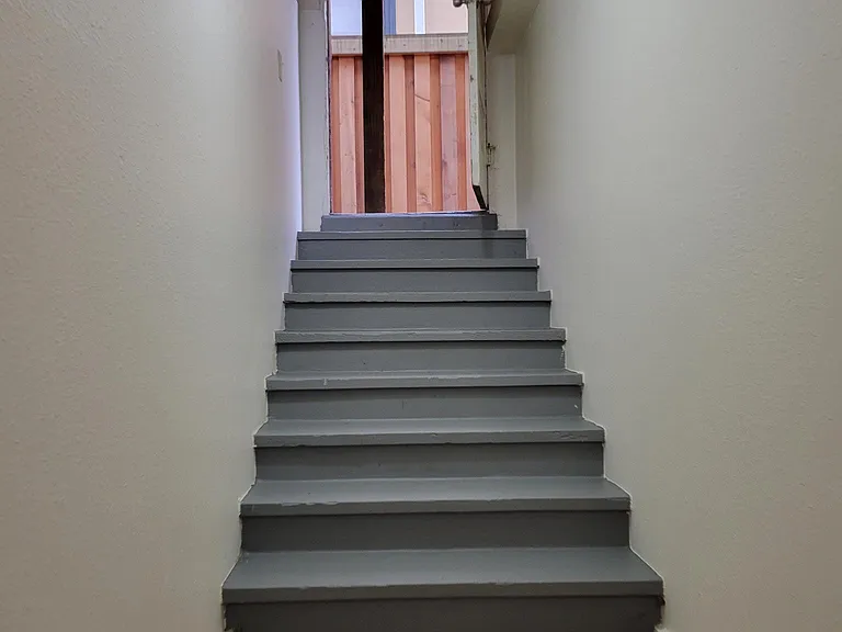 1311 NE Schuyler St #3-1 — Photo 4