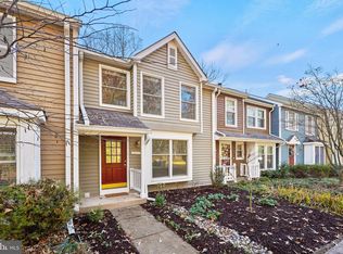1502 Poplar Grove Dr, Reston, VA 20194