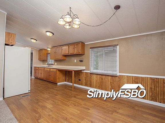 4th image of 7 Sunny Hill Dr