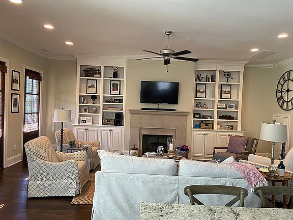 4th image of 109 Glen Alden Cir