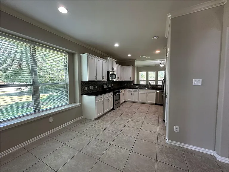 31707 Chapel Rock Ln — Photo 4