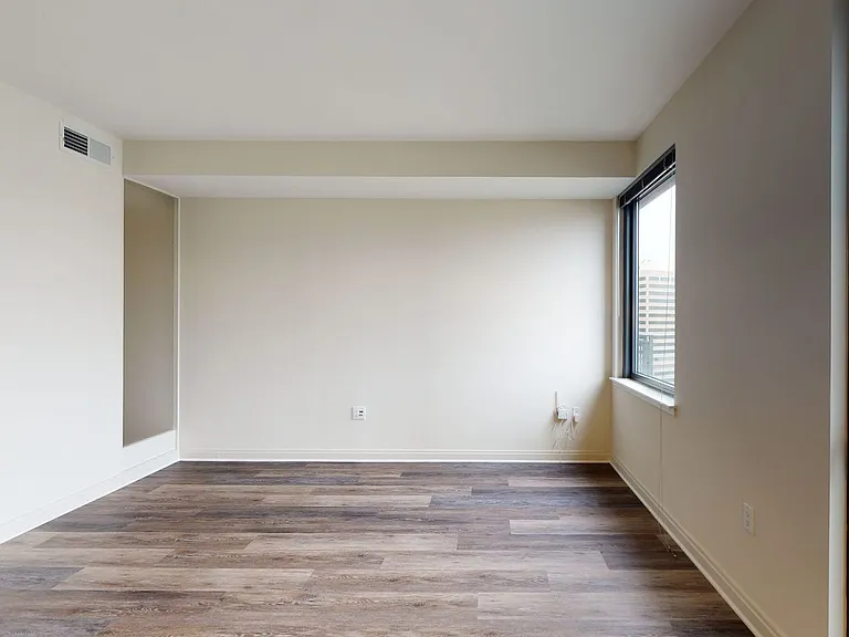 Eleven55 Ripley — Photo 81