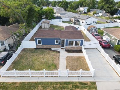 28 N Emerald Lane, Amityville, NY, 11701