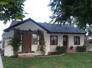 20 N 1st St E, Homedale, ID 83628
