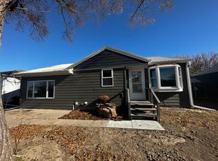 652 Cherry Ave, Broken Bow, NE 68822