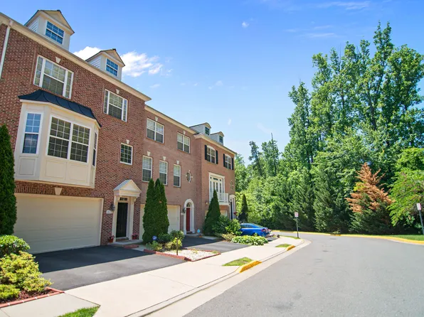 4616 Carisbrooke Ln, Fairfax, VA 22030