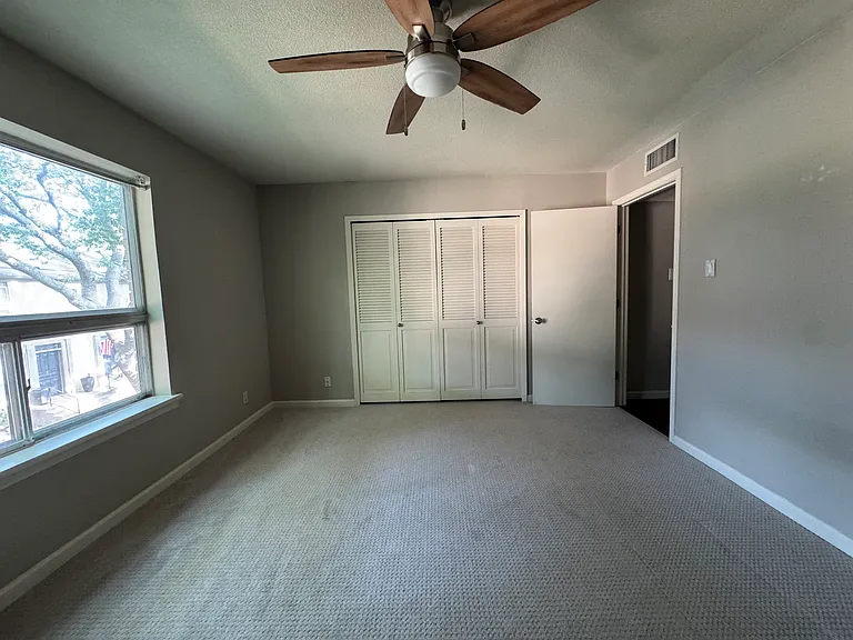 7424 W Northwest Hwy #6 — Photo 26