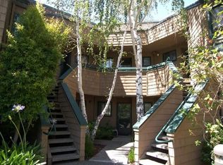 24 Pelican Ln #24, Redwood City, CA 94065