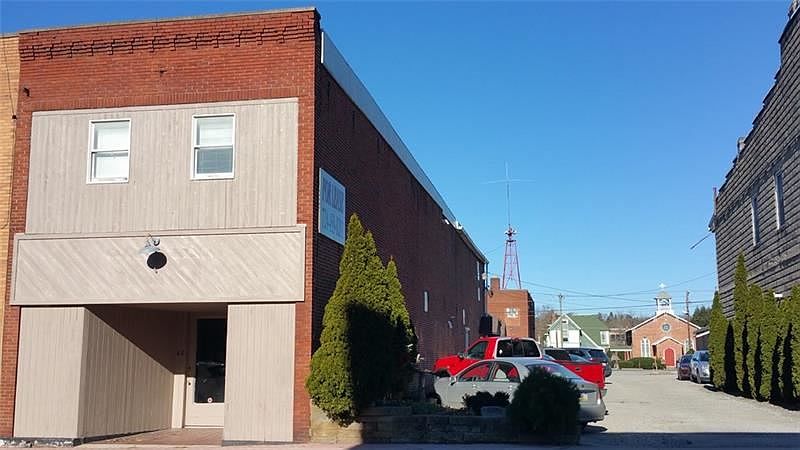 1st image of 42 W Market St