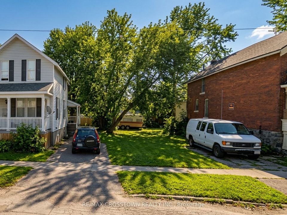 1st image of 117 Colborne St E