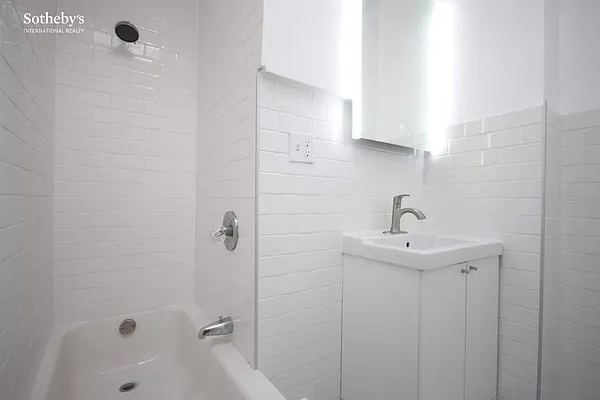 Rented by Sotheby's International Realty | media 24