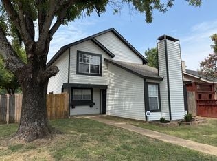 2203 Chatham Square Ct, Dallas, TX 75227