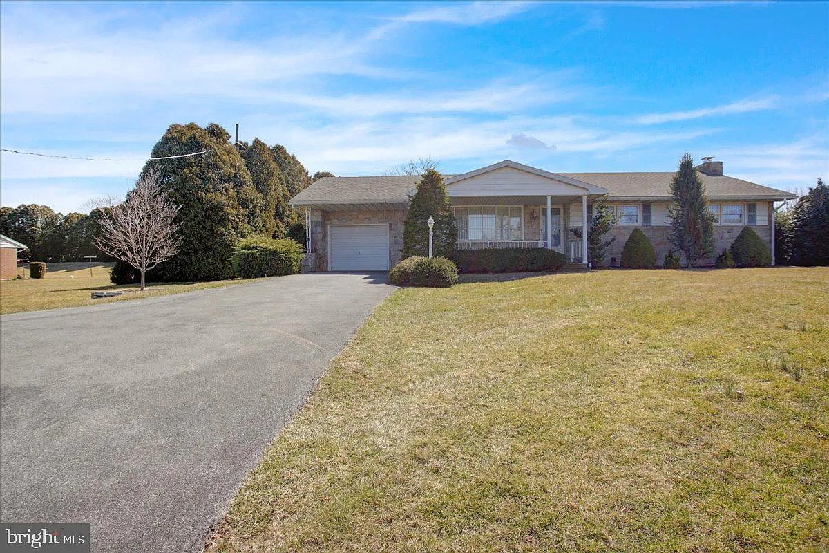 3443 Pricetown Rd photo 1